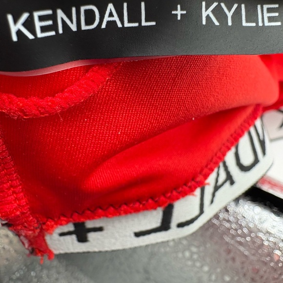 Kendall And Kylie Sports Bra Pink Black White Medium Athletic Loungewear - Picture 5 of 5